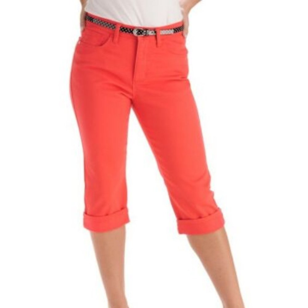 Women's Cuffed Capri Lee Classic Belted Marilyn size 12P, 14P NEW
